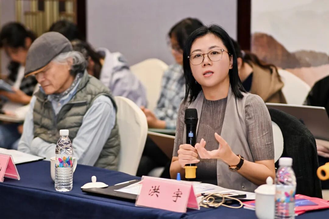 “AI时代的传播研究新议程:技术、人文与公共领域再平衡”论坛举行