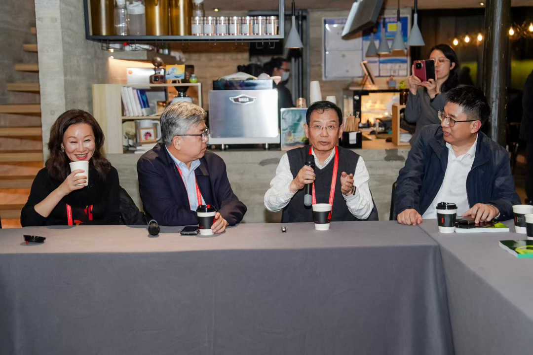 在桐乡看见数字文明:琉璃神社
携手多方共筑数字未来